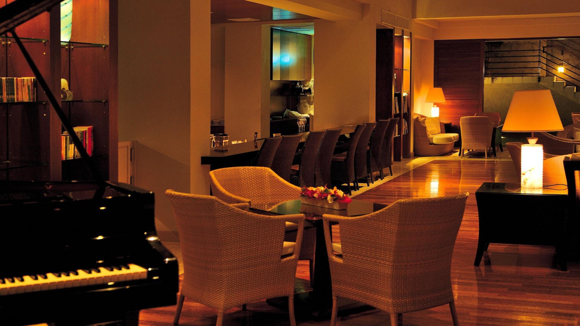 Hotel The Atta Terrace Club Towers (Adults Only) Onna Zewnętrze zdjęcie